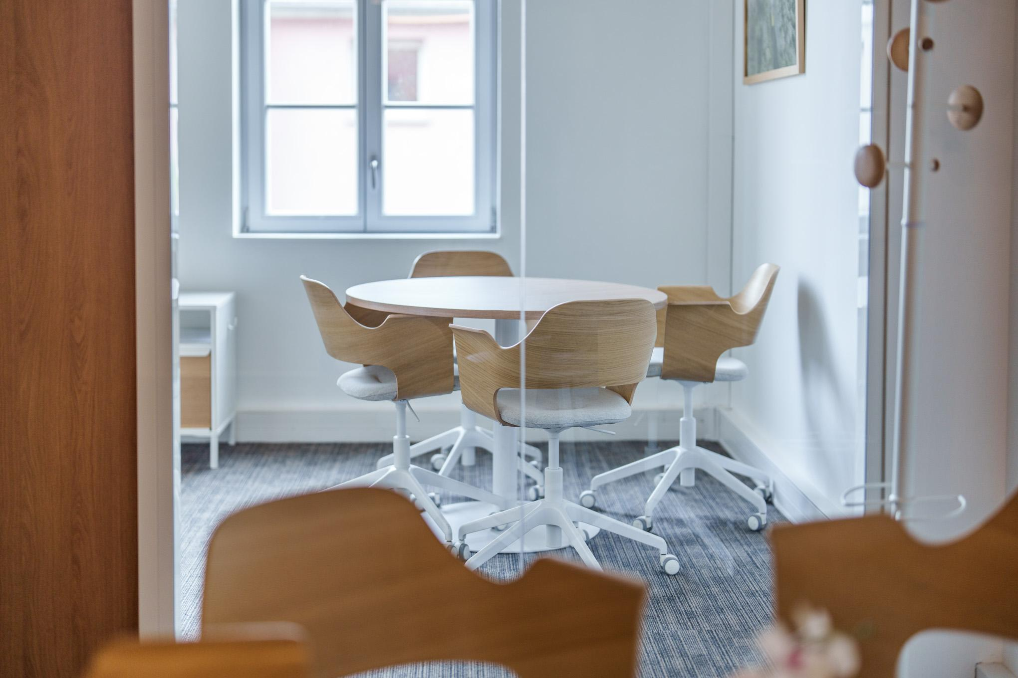 Consulting workplace
